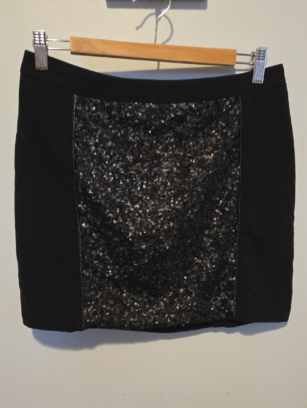 Kensie Black Sequin-Panel Mini Skirt